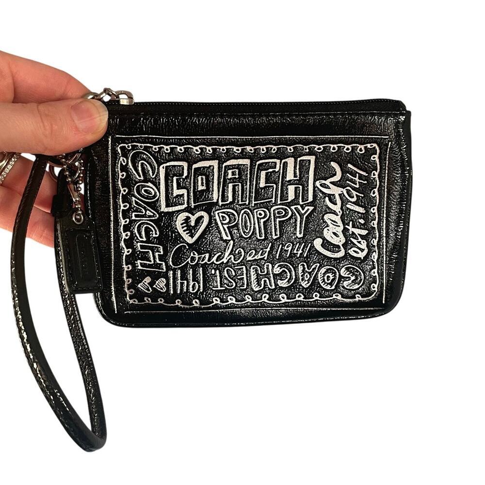 Coach Poppy Patent Leather Black Wristlet Graffiti Leopard Interior w/ Dust Bag